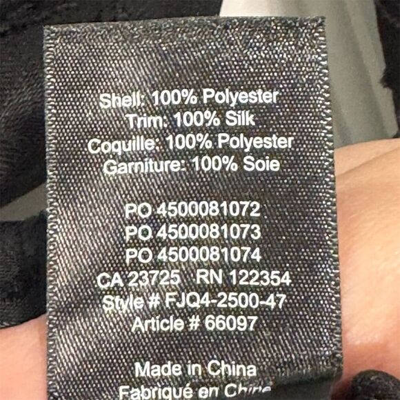 Wilfred by Aritzia Black Textured Floral Blouse S Romantic Goth Cottagecore Top - Picture 10 of 10